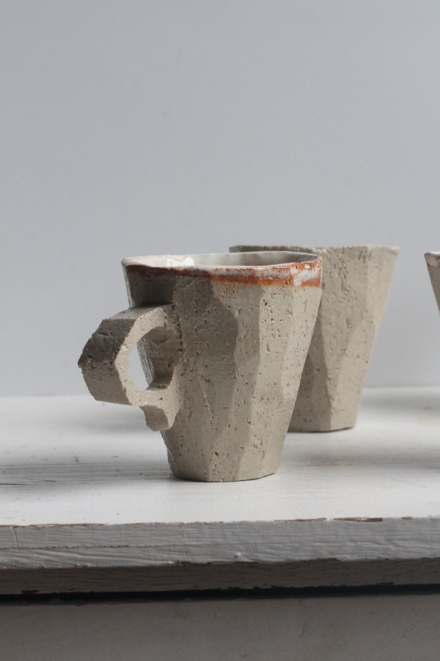 Espresso cup White with red sparkles inside
