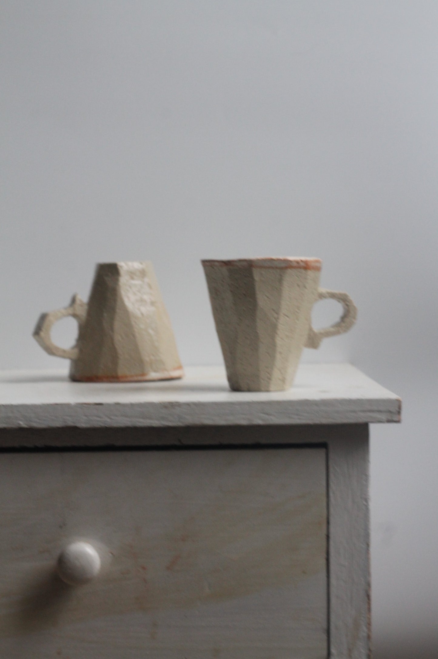 Espresso cup White with red sparkles inside