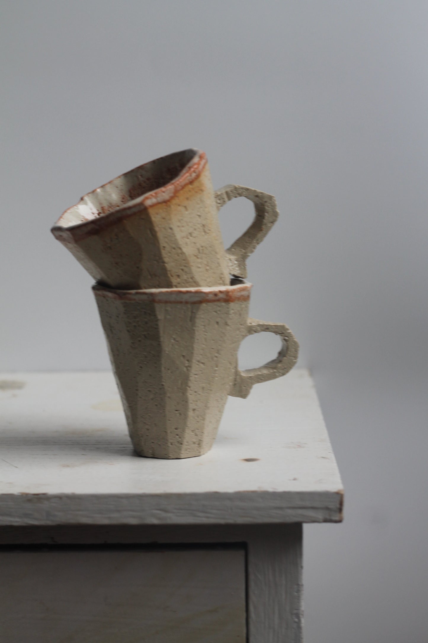 Espresso cup White with red sparkles inside